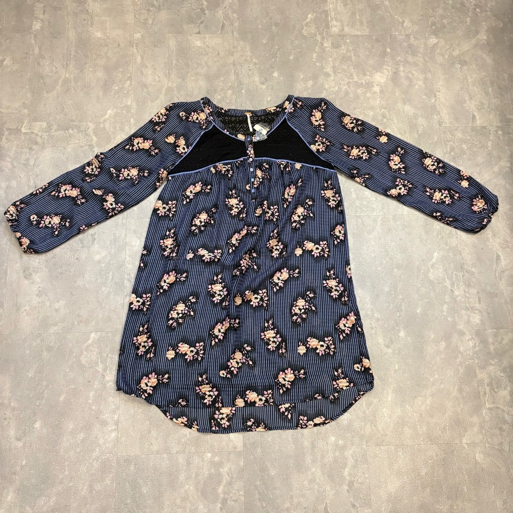FREE PEOPLE Long Sleeve Mini Floral Lace Dress Size Large NWT